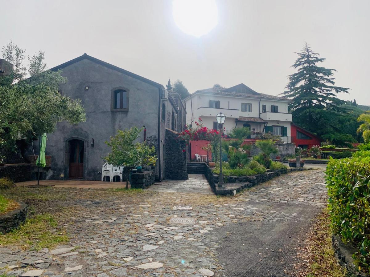 Villa Alessio - Case Vacanza Con Piscina Sull'Etna Puntalazzo Exteriör bild